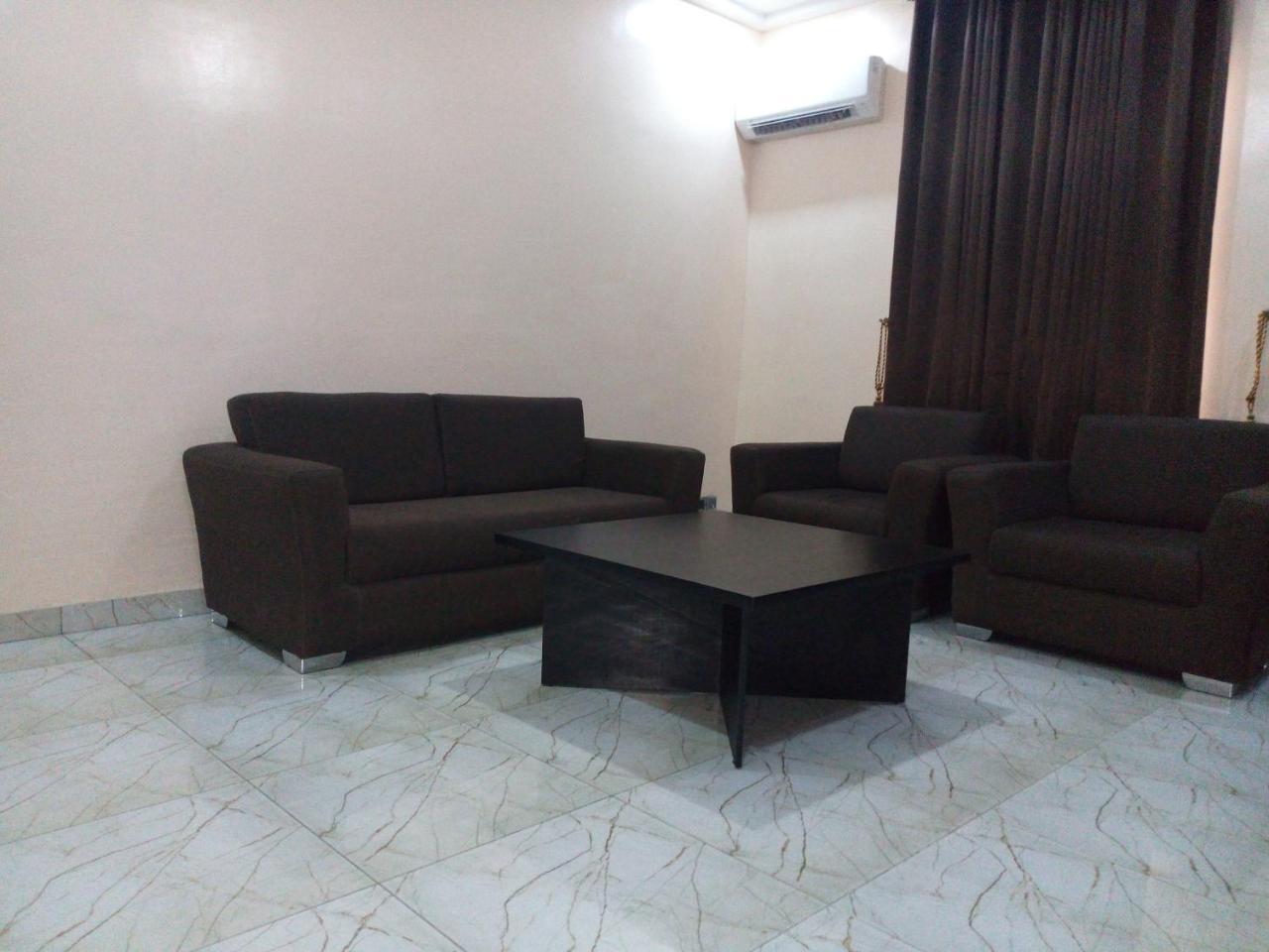 Bana Hotel & Suites Lagos Bagian luar foto
